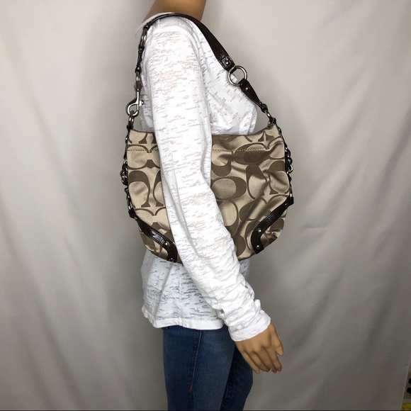 Coach Signature Sateen Hobo Carly - Picture 8 of 8